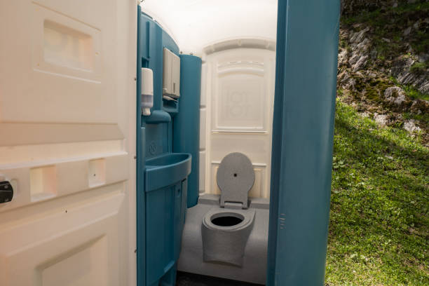 Best Portable bathroom rental  in Cedar Lake, IN